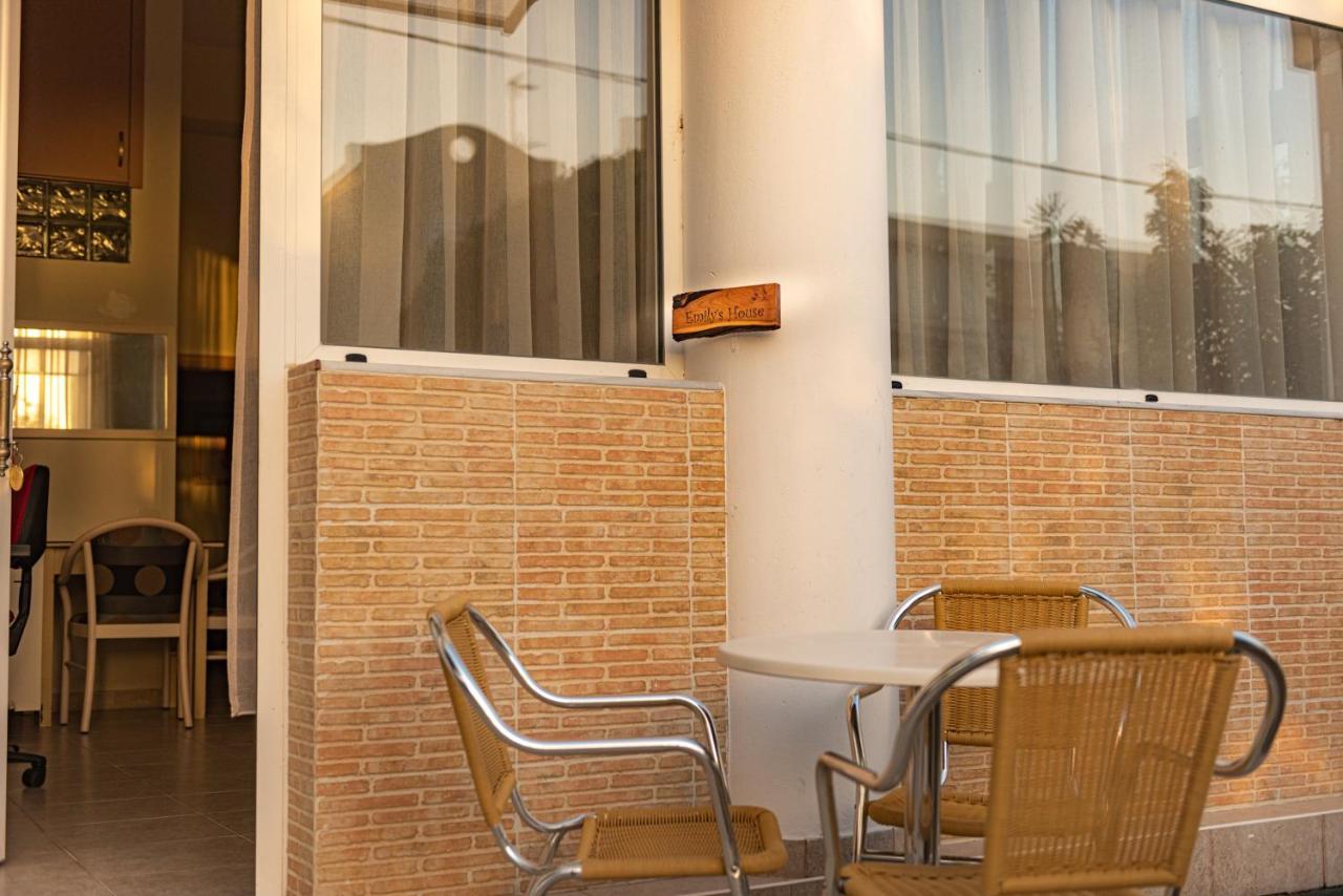 Emily'S House Apartment Kos Bagian luar foto